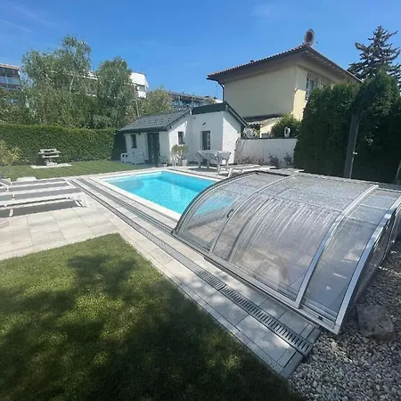 Lacus Pelso Holiday Prázdninový dům